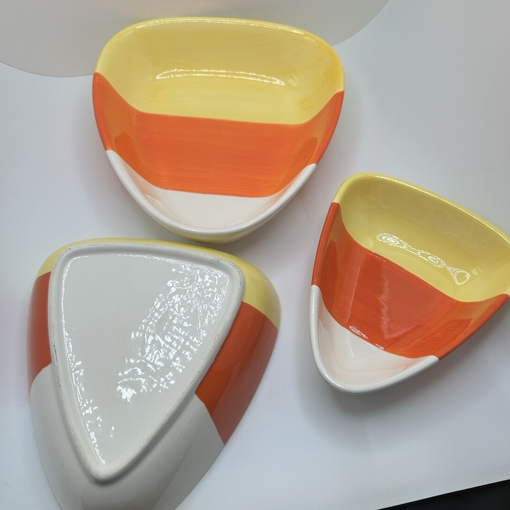 Vintage Halloween Party Platter Candy Corn Nesting set of 3 Ceramic bowls. - Picture 5 of 10